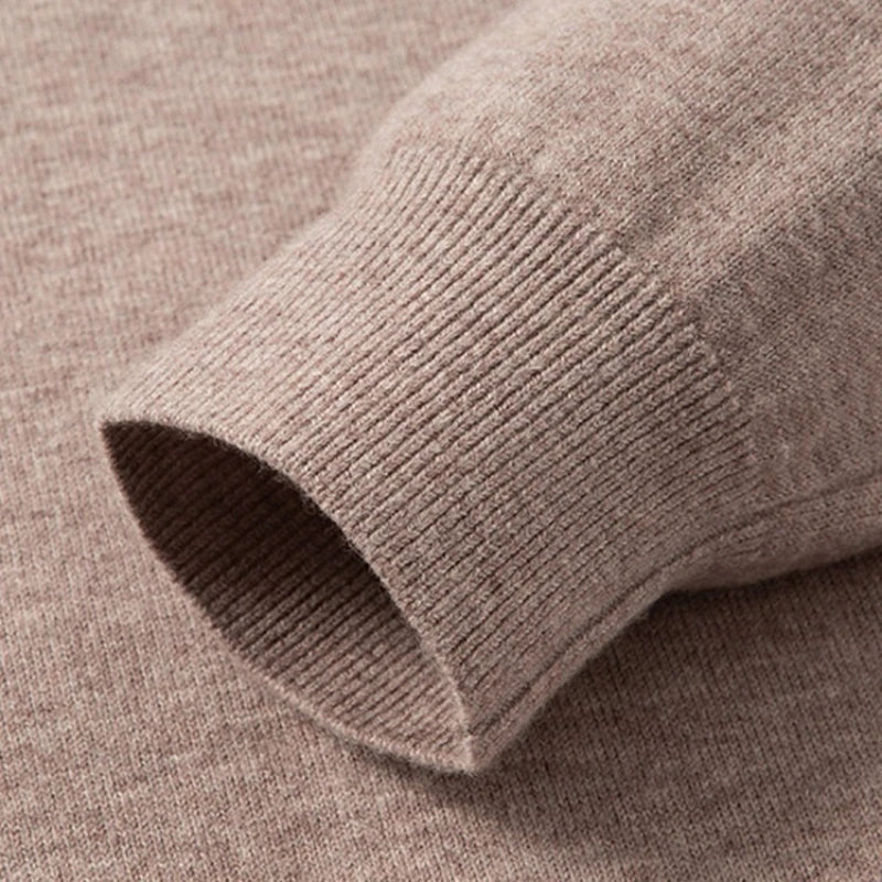 Suéter 100% lã merino australiana, 350g, gola alta grossa com zíper, térmico e respirável.