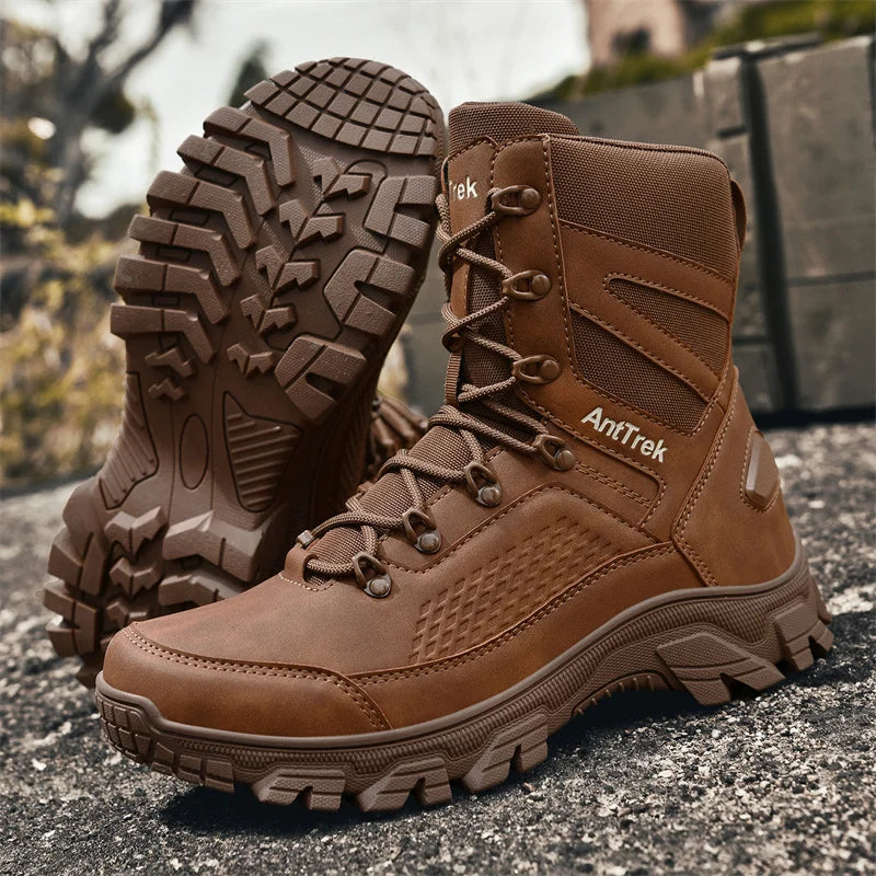Botas de cano alto tamanho grande para homem, botas táticas militares de treinamento, impermeáveis e antiderrapantes para uso externo em montanhas e desertos.