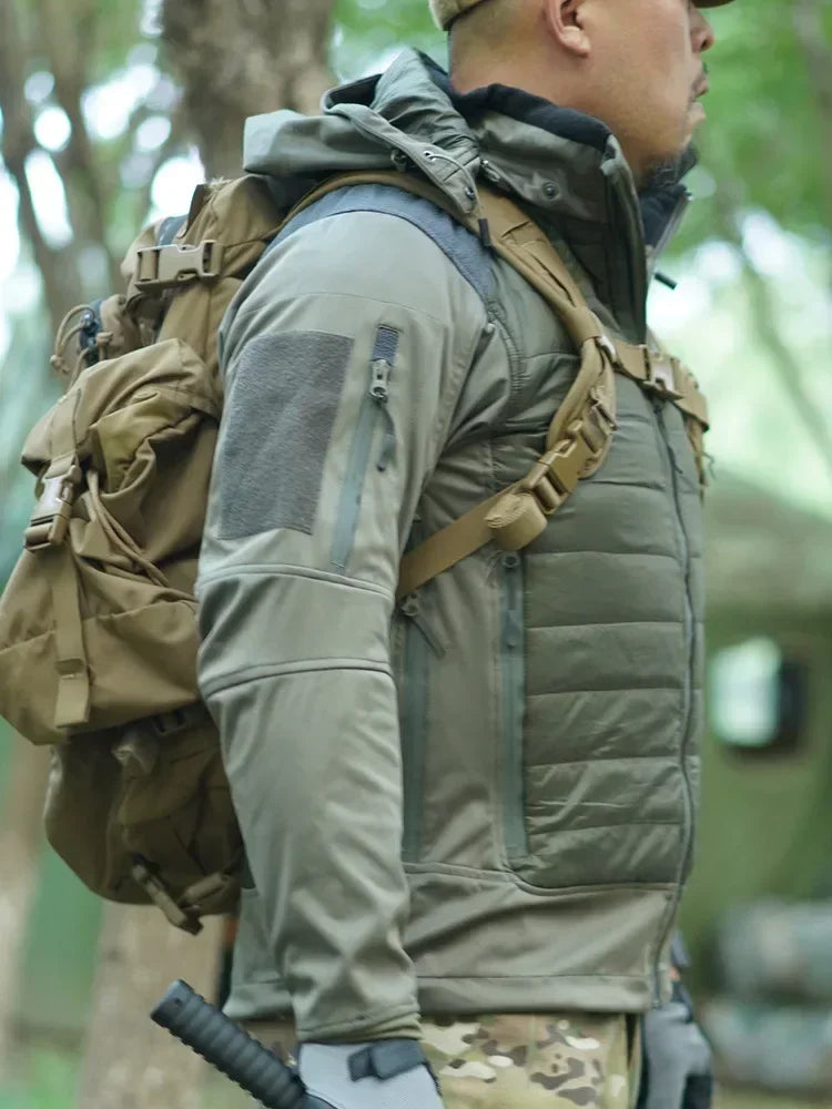 Jaqueta tática Outdoor Soft Shell ISG2.0 aprimorada, à prova de vento e impermeável, com capuz removível, ideal para caminhadas e caça.