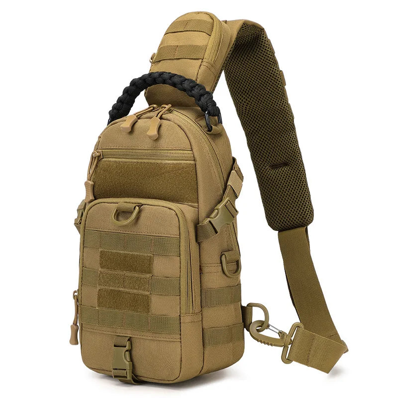 Mochila tática masculina para camping, ideal para esportes, caminhadas, escaladas, ciclismo, pesca e viagens. Possui sistema MOLLE e é perfeita para usar no ombro.