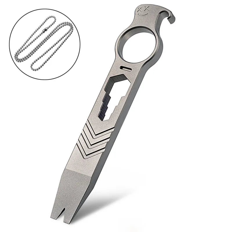 Pé de cabra multifuncional em liga de titânio com corrente para o pescoço, abridor de garrafas, chave inglesa, ferramenta de sobrevivência para atividades ao ar livre, equipamento EDC para camping, presente para homens.
