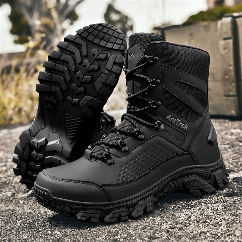 Botas de cano alto tamanho grande para homem, botas táticas militares de treinamento, impermeáveis e antiderrapantes para uso externo em montanhas e desertos.