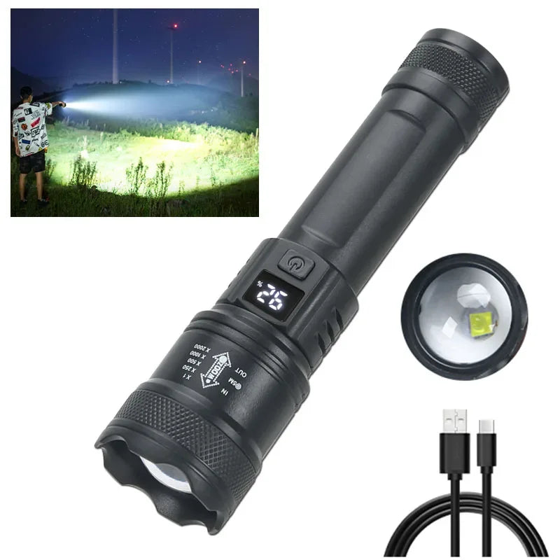 Lanterna LED de alta potência 2000LM, lanterna tática com visor, carregamento USB, para camping, pesca e emergências. Possui zoom.